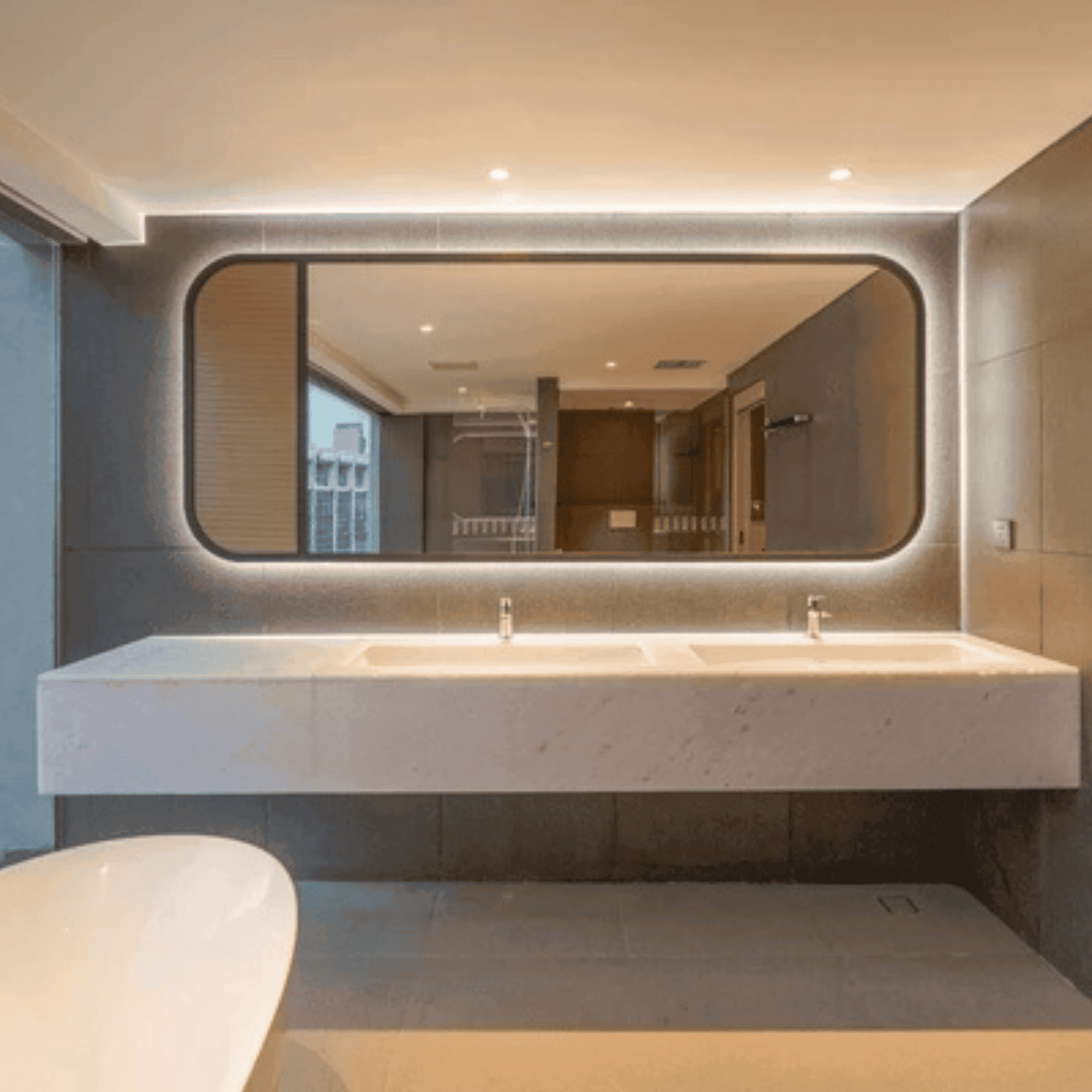Custom mirror